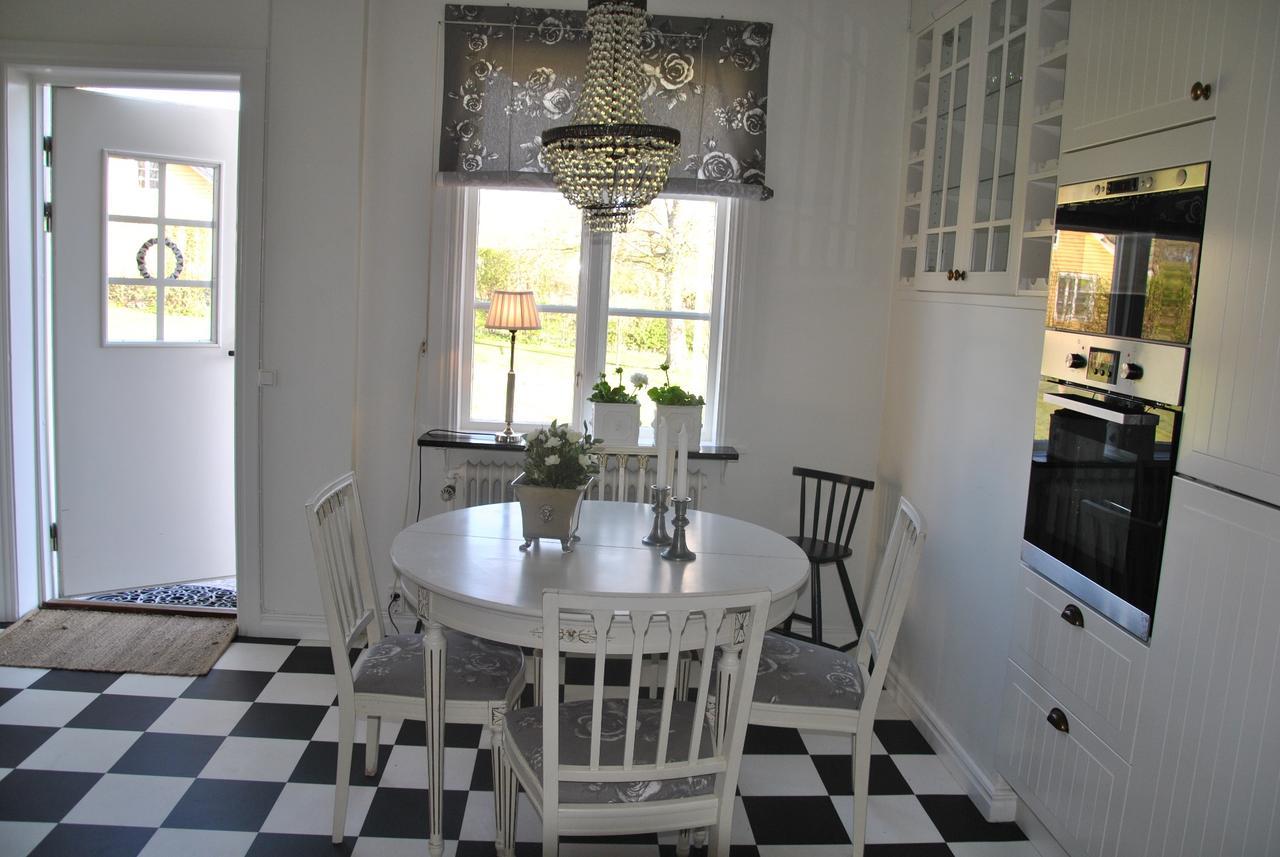 Dagmars Bed And Breakfast โมทาลา ภายนอก รูปภาพ